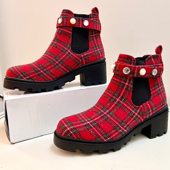 Sugar Shoes - Sugar Favorite Red Plaid Pearl Rhinestone Strap Block Platform Heels size 7.5